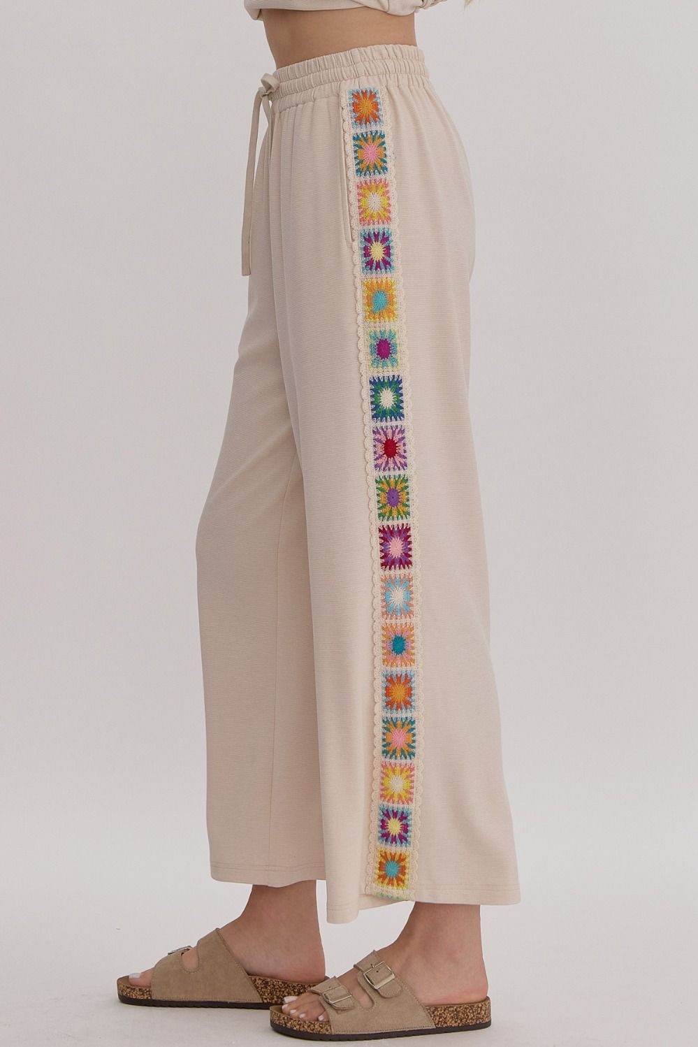 Embroidered Ribbed Drawstring Pants