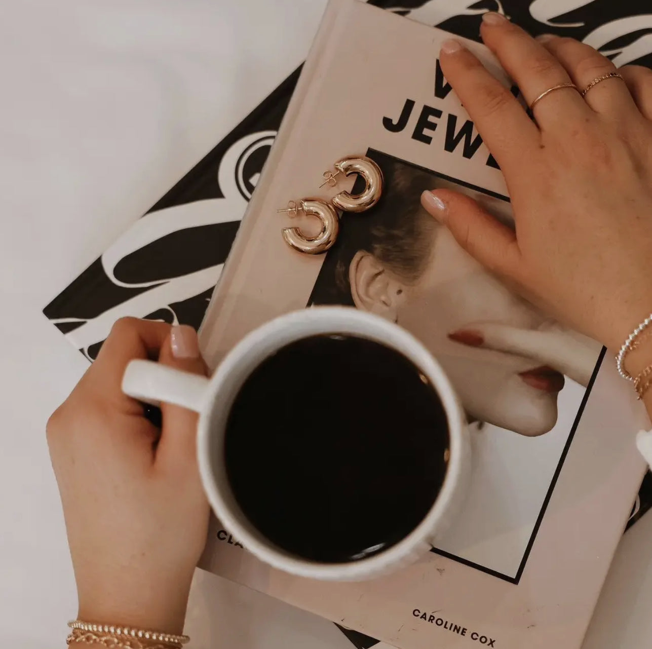 Ellie Chunky Tube Hoops