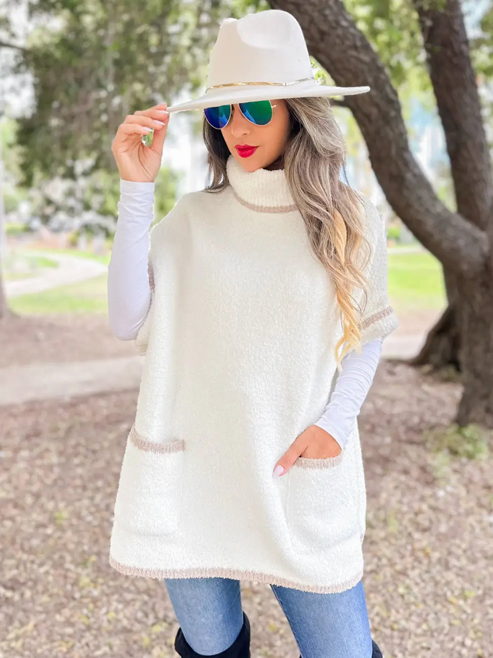 Ivory Soft Knit Short Sleeve Pocket Pullover Sweater