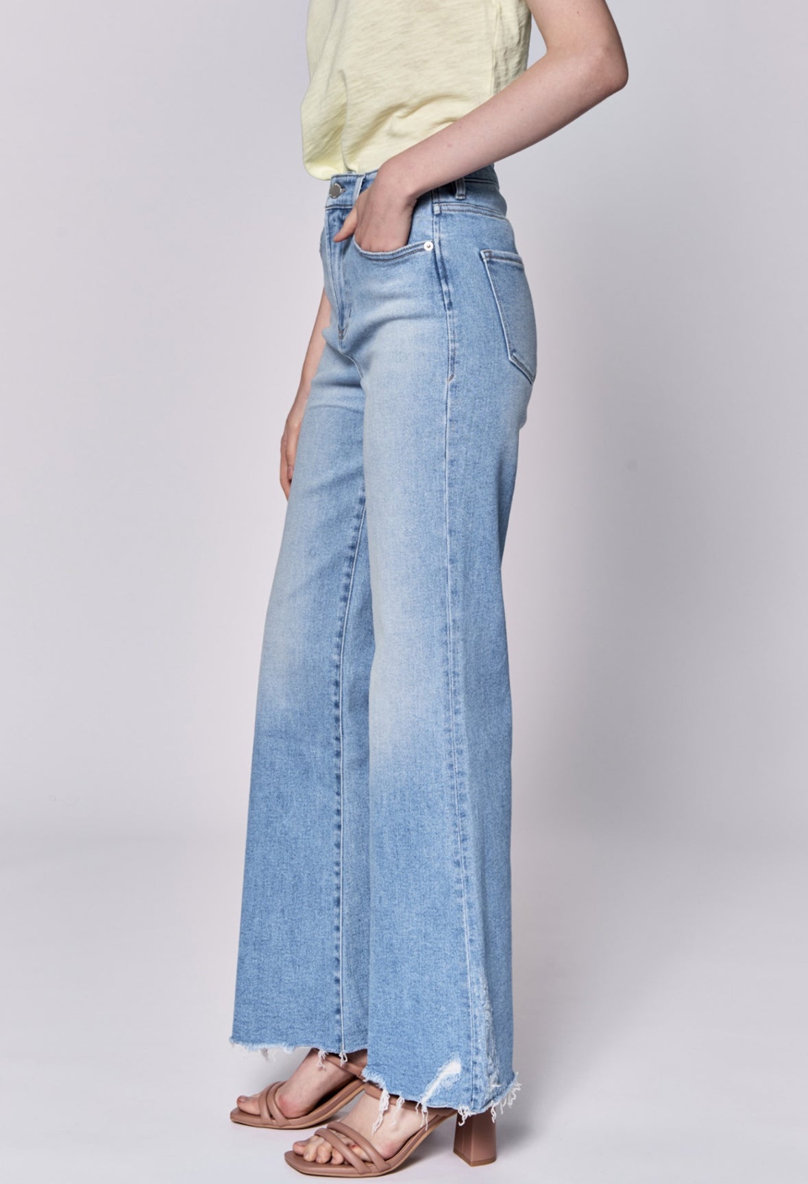 Fiona Sarasota High Rise Cut Off Hem Jean