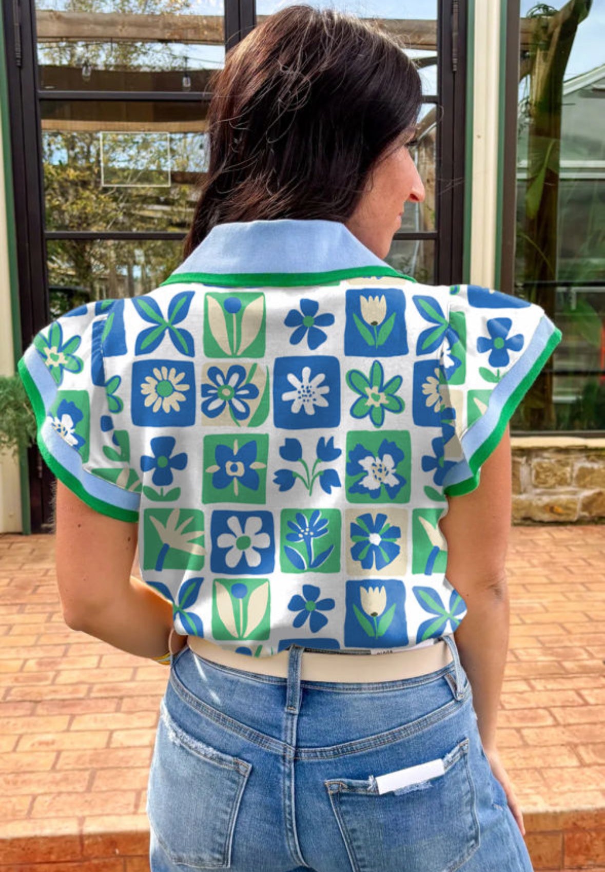 Let’s Garden Collared Top