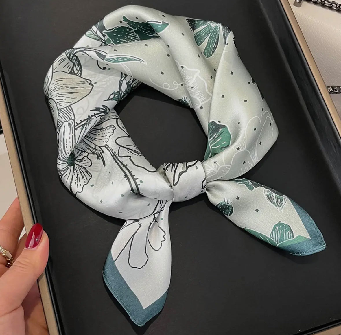 Retro New Style Scarf