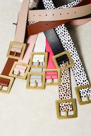 Oversized Buckle Belt