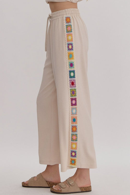 Embroidered Ribbed Drawstring Pants