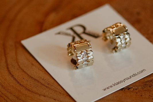 Diamond Cut Huggie