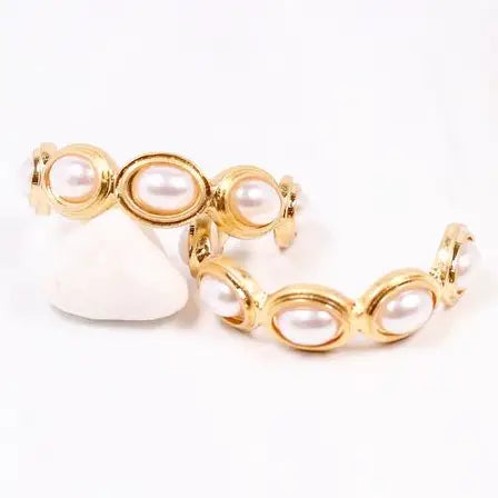 Dalma Pearl Hoop Earring Gold