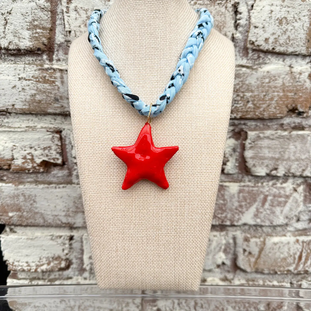 Chunky Powder  Bandana with Red Star Necklace