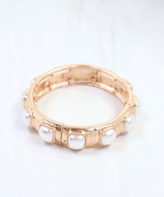 Allie Hammered Gold & Pearl Bracelet