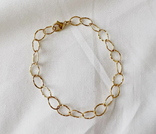 Landon Hammered Paperclip Bracelet