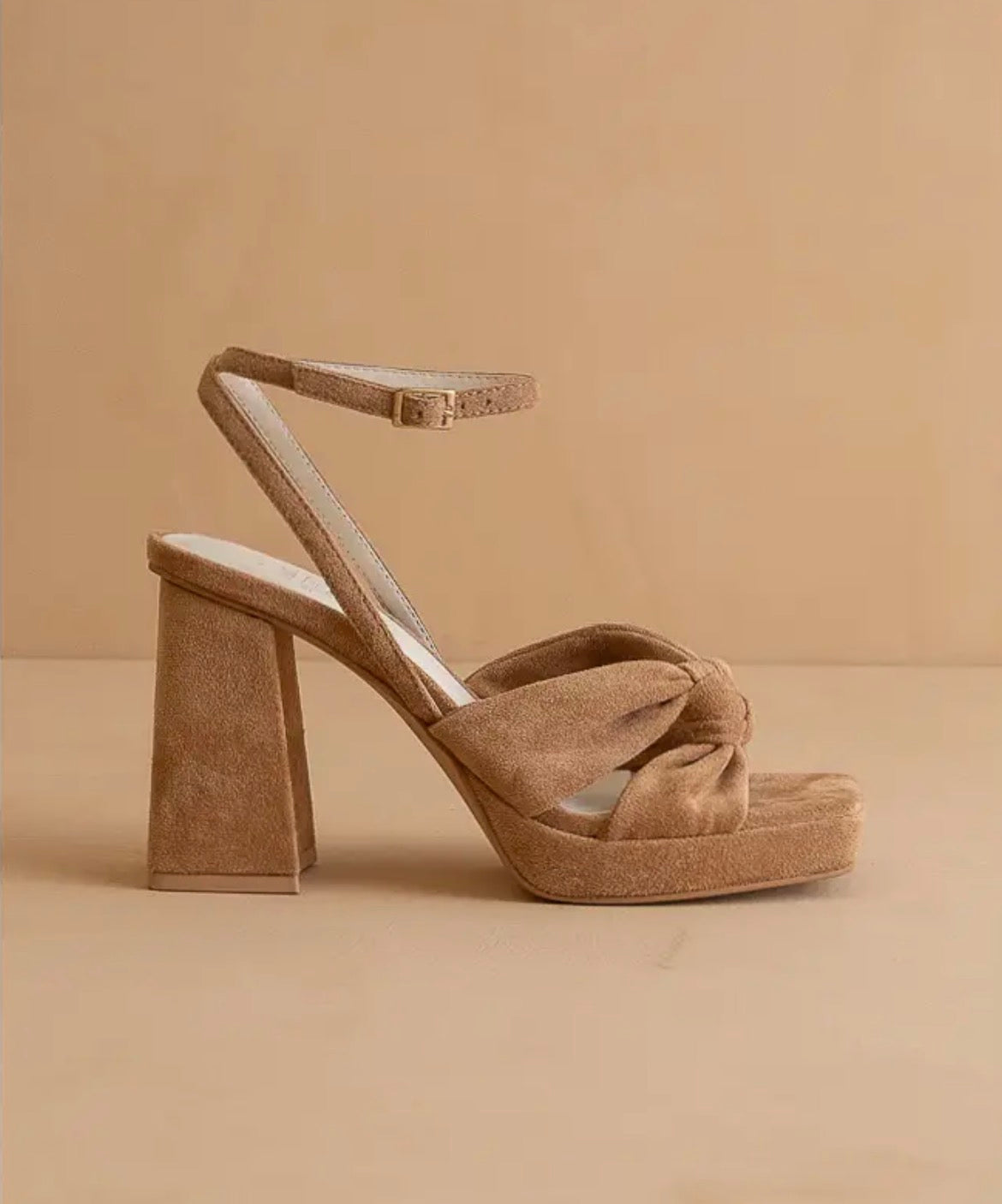 The Zoey Almond Platform Hell