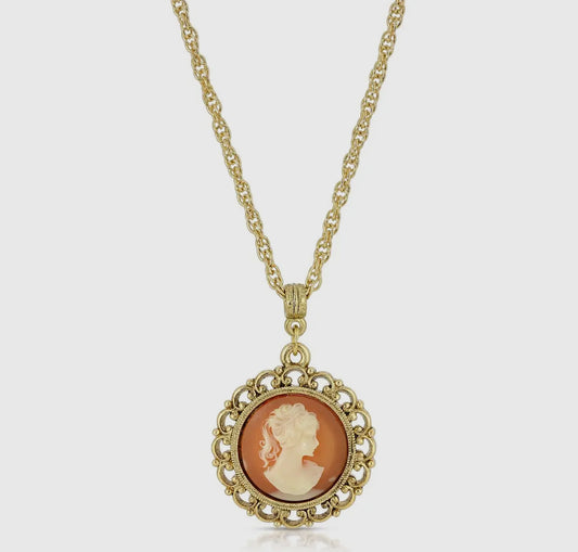Round Cameo Pendant Necklace