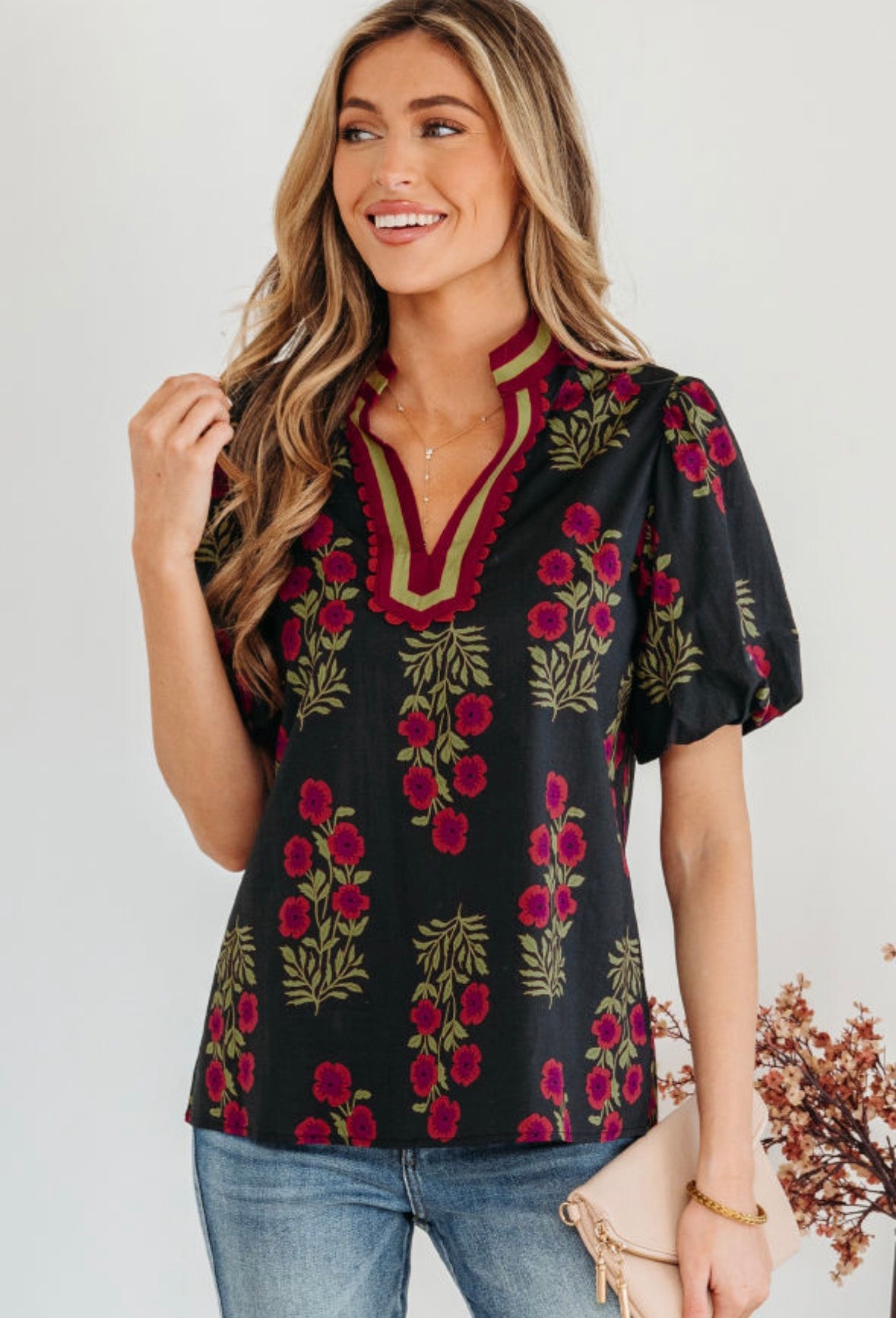 Black Contrast Detailed Neckline Blouse