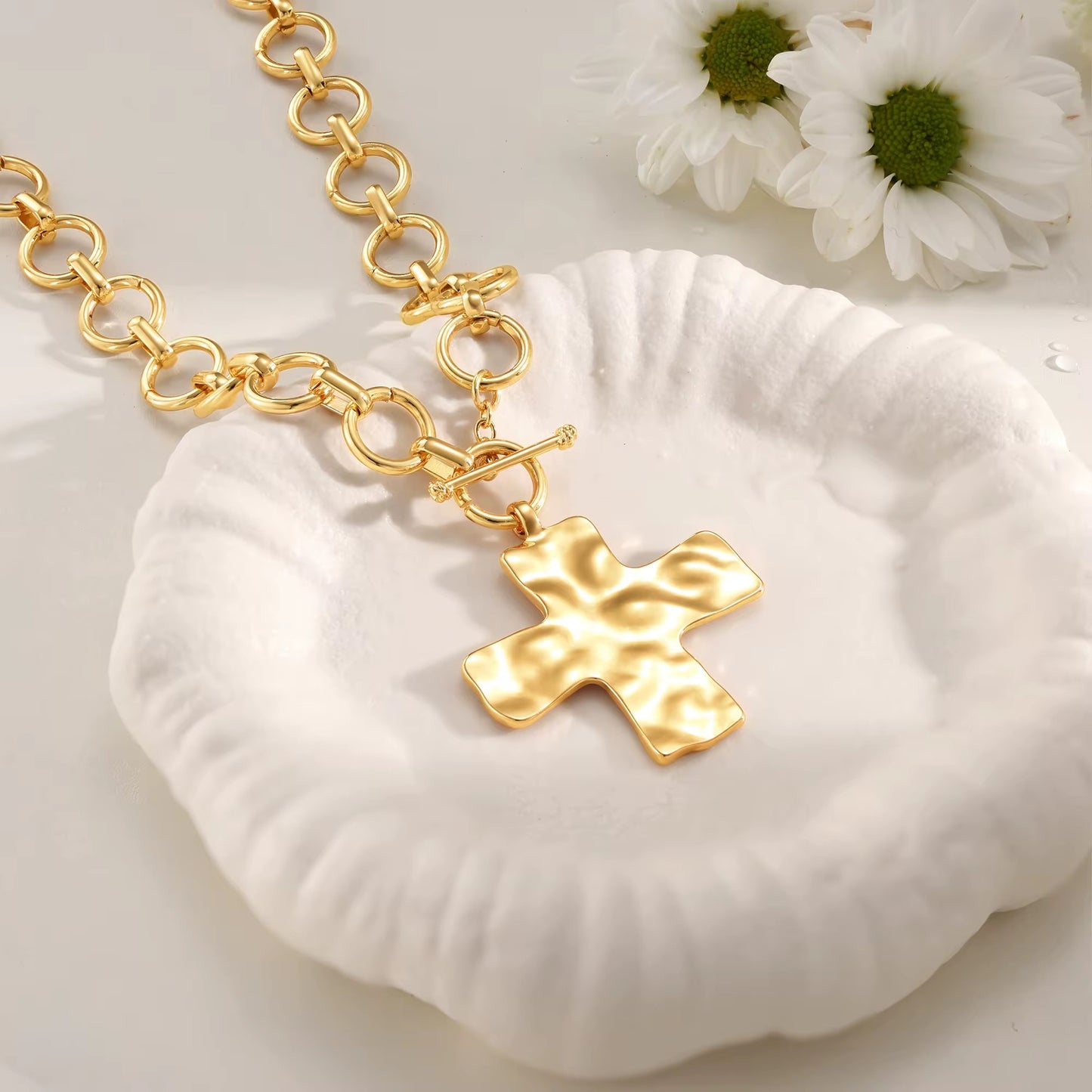 Crinkled Toggle Chain Cross