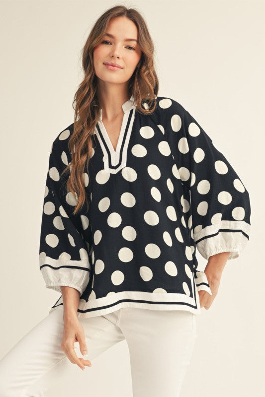 Woven Contrast Side Slit Polka Top