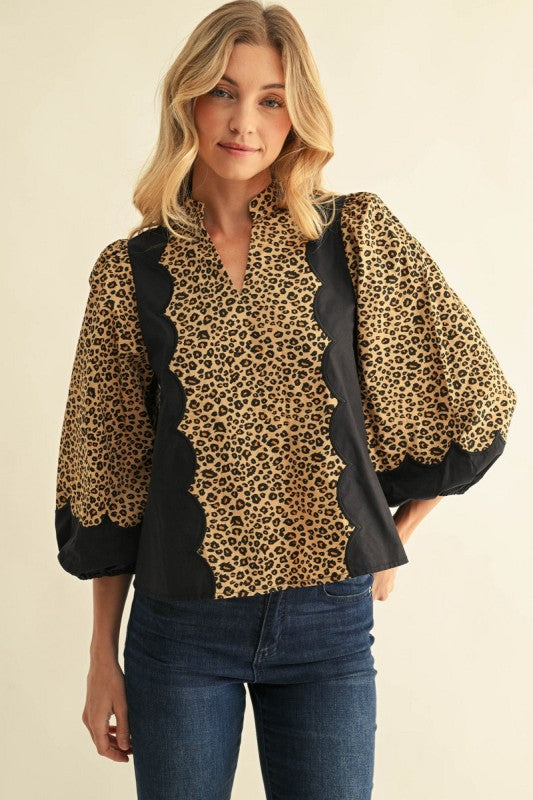 Embroidered Scollop Line Leopard Top